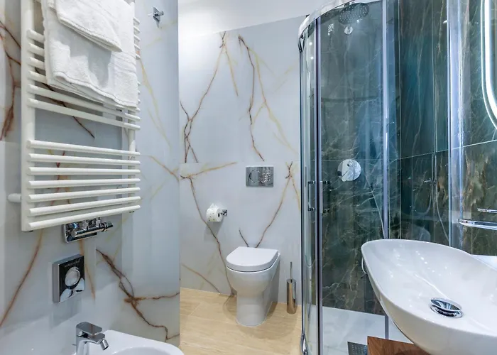 Domus Carducci 13 4*